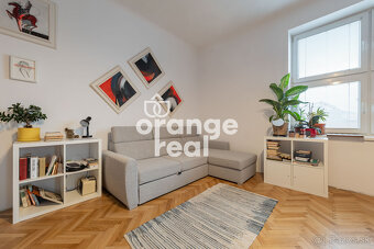 Priestranný tehlový staromestský byt na Czambelovej ulici so - 5