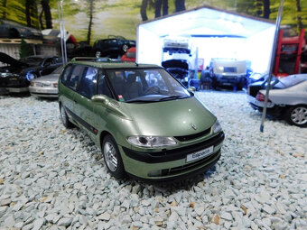 model auta Renault Espace 3 Otto mobile 1:18 - 5