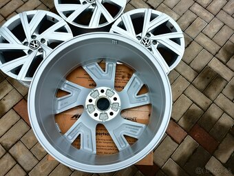 Volkswagen golf 7,8, Tiguan,GTI, Passat,Škoda,Seat 5x112 r18 - 5