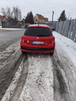 Peugeot 207 1.4i - 5