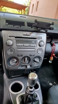 Mazda 2 1.25i, 55kW, rok 4/2006 - 5