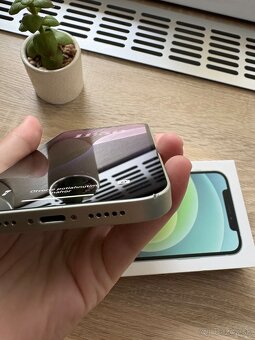 iPhone 12 - 5