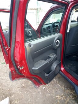 Dodge Nitro Jeep CHerokee,librety 2,8CRDI - 5