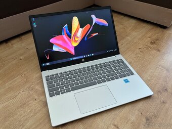 /15.6"/HP Notebook/4GB RAM DDR5/128GB NVMe SSD/Intel HD 2GB - 5