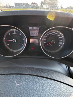 Hyundai i30 1.6 crdi 81kw 2014 - 5