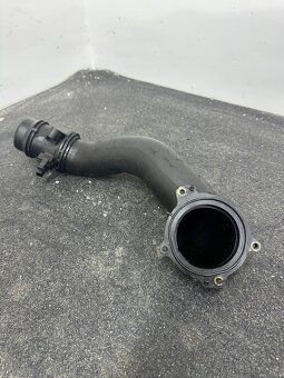 Mix dielov Mercedes w212 E250 - 5