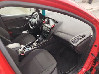 Ford FOCUS 1,0 benzin ecoboost 2018 - 5