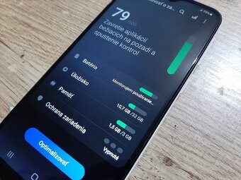 Samsung a20e plnefunkcny neposkodeny na displeji nieje ziade - 5