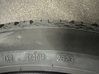 P: Pirelli Scorpion SF2 255/40 R20 celorocna pneu - 5