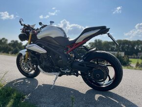 Triumph speed triple 1050 R - 5