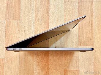 MacBook Pro 13" A1708, NOVÁ BATERKA, SUPER STAV - 5