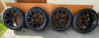 EXTREMEE schwarze orig.skoda 5x112 7,5j x19 ET 51 VW - 5