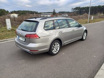 VW GOLF VII 1,6TDI-2017-ACC-LED-NAVI-COMFORTLINE - 5
