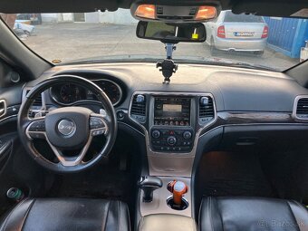 Predám Jeep grand cherokee WK2 - 5