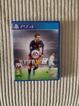 Playstation 4 500GB - 5