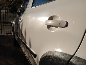 Predám škoda yeti 2.0 TDI cr 4x4 - 5