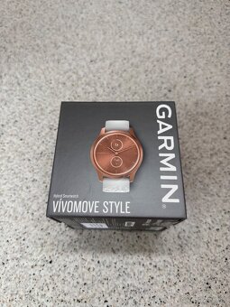 Garmin VIVOMOVE Style - 5