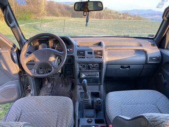 Mitsubishi pajero 2.5 - 5