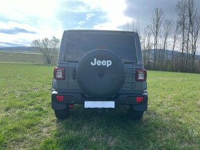 Prodám Jeep Wrangler Rubicon, 2,0 benzin, najeto 35000km - 5