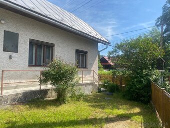 Rodinný dom v obci Kolárovice - 5