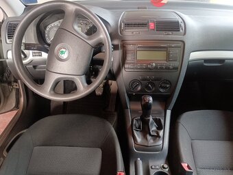 Škoda Octavia 1.6 mpi Ambiente 2007 - 5