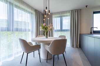 Luxusný 4 izb. byt na PRENÁJOM,Košice - Sever, ul. Ďumbiersk - 5