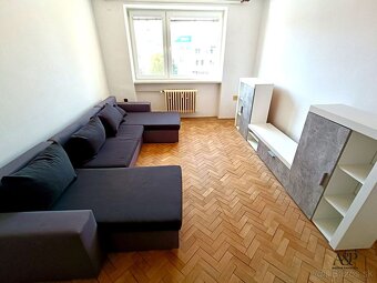 NA PREDAJ 1 IZB. BYT V CENTRE MESTA, 40M2, HVIEZDOSLAVOVA UL - 5