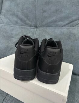 Predám Air force1 black č.44 - 5