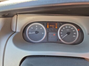 Opel vivaro 2.5 nafta - 5