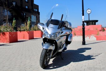 Honda ST 1300 Pan European - 5