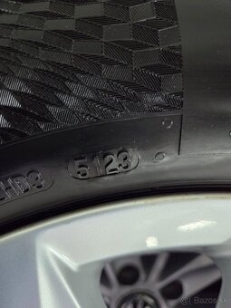 Hlinikove disky, elektrony R15 - 5