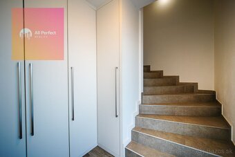 Novostavba 3 izbový byt s terasou|2 park. miesta|záhrada|pre - 5