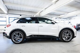 Audi Q4 e-tron - 5