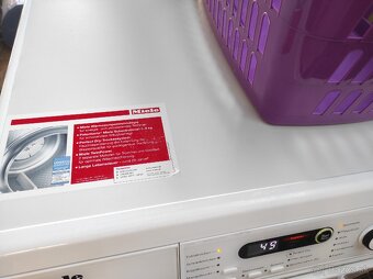 Susicka pradla bielizne Miele na 8Kg - 5