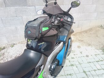 Kawasaki ZZR1200 - 5