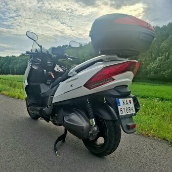 Kymco MyRoad 700i ABS - 5