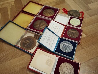 Medaile, vyznamenania, - 5