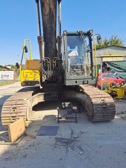 Pásový bager Volvo - 5