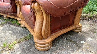 Kožená sedací súprava 3+1+1 s masivnym dubovym drevom - 5