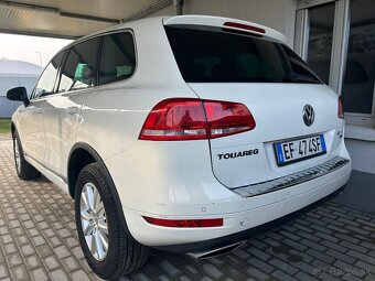 Volkswagen Touareg 3.0 TDI Elegance - 4Motion - 5