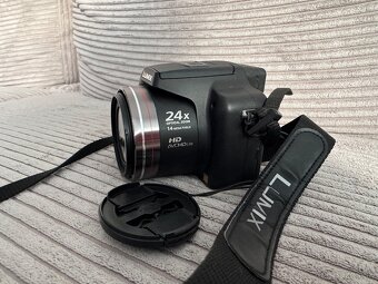 Fotoaparát Panasonic Lumix FZ45 - 5