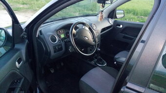 Ford Fusion - 5