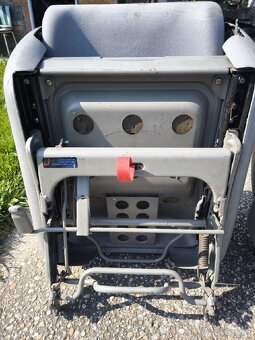 Sedačky do 2/3 rady - 5