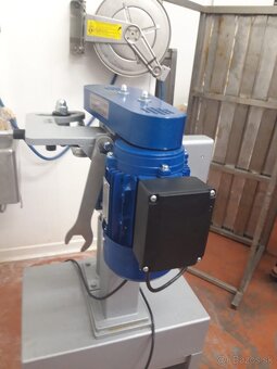 Kuter 80l, zatváračka na konzervy - 5