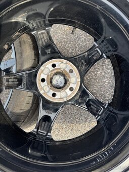 Ford Focus mondeo c-max 235/40R18 - 5
