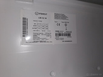 Predám chladničku s mrazničkou- Indesit LI8 S2 W - 5