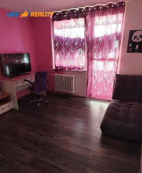 PREDAJ: 3 - IZBOVÝ BYT S LOGGIOU NA SÍDLISKU JUH III.,ul.MAT - 5