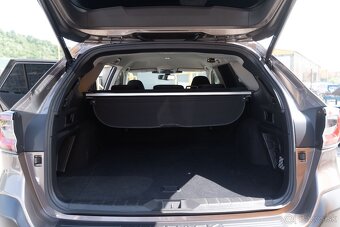 Subaru Outback 2.5i ES Premium AWD Lineartronic LEN 60tis. K - 5