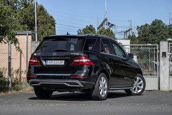 Mercedes-Benz ML350 BLUETEC 4MATIC - 5