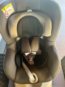 Detská otočná autosedačka Britax Dualfix - 5